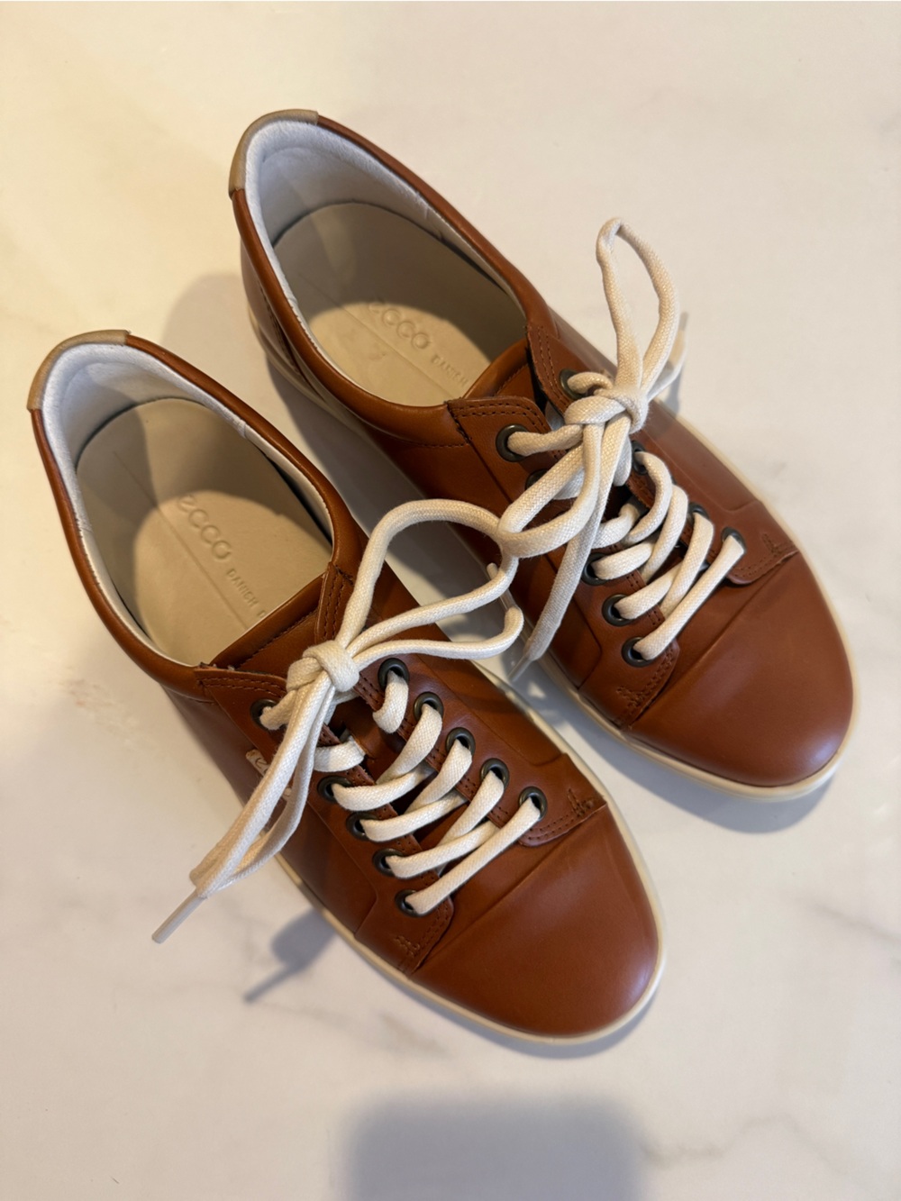 Ecco Tan Leather Low-Top Sneakers